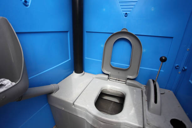 Best Porta potty rental near me  in Ladue, MO