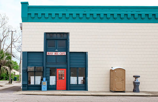Best Affordable porta potty rental  in Ladue, MO